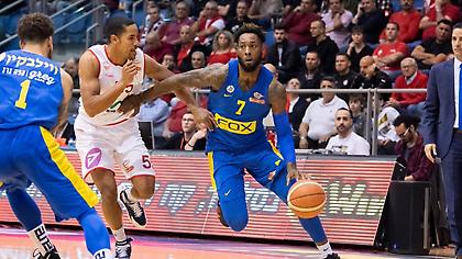 Περίπατος και κορυφή για Μακάμπι