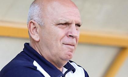 Βαζάκας: «Γράψαμε ιστορία, να πάρουν το ποδόσφαιρο στα χέρια τους άνθρωποι που το γνωρίζουν»