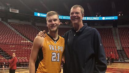 Δήλωσε συμμετοχή στο ντραφτ ο γιος του θρυλικού Ρικ Σμιτς