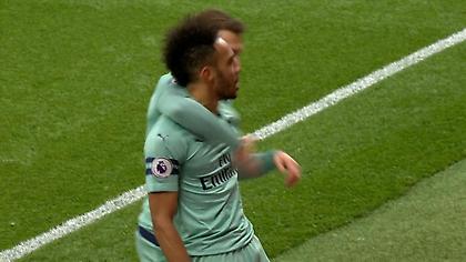 Δώρο του Φόστερ στην Άρσεναλ η νίκη επί της Γουότφορντ