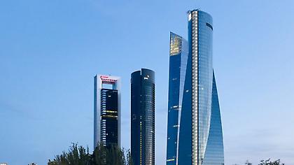 Μαδρίτη: Εκκενώνεται ουρανοξύστης μετά από τηλεφώνημα για βόμβα