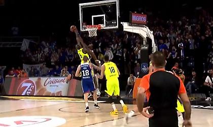 Τάπωσε τον Σίνγκλετον και «κλείδωσε» το 1-0 ο Ντάνστον (video)