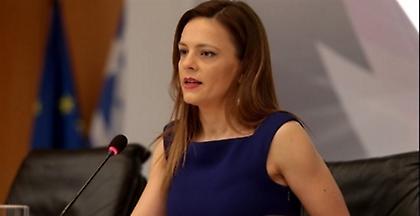 Αχτσιόγλου: Προ των πυλών το νομοσχέδιο για τις 120 δόσεις στα ταμεία