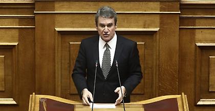 Ο Λοβέρδος ζήτησε από τη Βουλή την άρση ασυλίας του - Αιχμές κατά Καμμένου