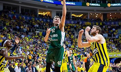 Η μεγάλη εμφάνιση και το νικητήριο καλάθι του Ουλάνοβας μέσα στην Πόλη (video)