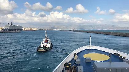 Επέστρεψε λόγω βλάβης το Superferry II στο Ηράκλειο