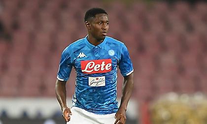 Κοιτάει Ντιαβαρά η Τότεναμ