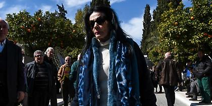 Νέο πλήγμα για την Ζωζώ Σαπουντζάκη: Διαρρήκτες «σήκωσαν» ό,τι είχε μείνει στο σπίτι της που κάηκε