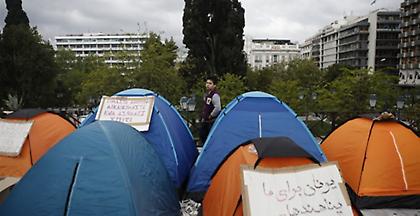Έκκληση υπουργείου Μεταναστευτικής Πολιτικής σε μετανάστες να πάνε σε δομές