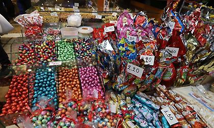 Ωράριο καταστημάτων: Ανοιχτά τα μαγαζιά αύριο Κυριακή - Δείτε τις ώρες