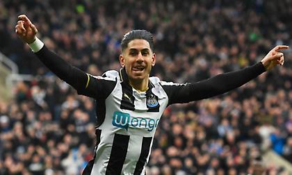 Έριξε στα σκοινιά τη Σαουθάμπτον ο Αγιόθε