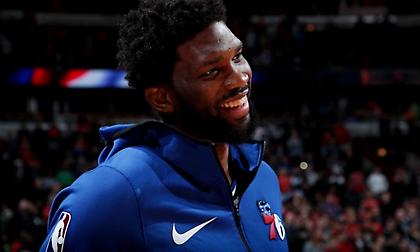 Παίζει κανονικά ο Εμπίντ με τους Σίξερς!