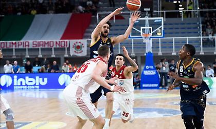 «Καταρρέει» η Αρμάνι