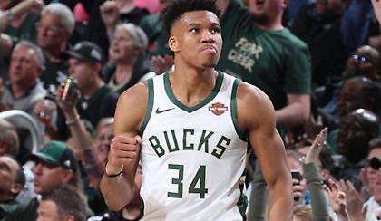 Τα highlights του Γιάννη στο Ντιτρόιτ