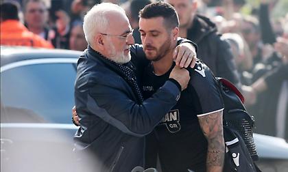 Αποθέωση στην άφιξη του ΠΑΟΚ στην Τούμπα! (pics)