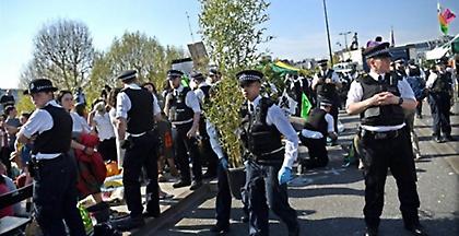 Τερματίζονται οι καταλήψεις από περιβαλλοντικούς ακτιβιστές στο Λονδίνο