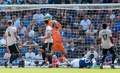 Στοιχεία που «πονάνε» τη Γιουνάιτεντ μετά την «τεσσάρα»