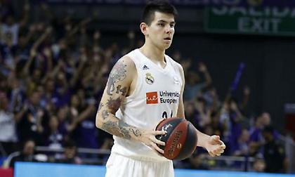 Ντεκ: «Από τις καλύτερες έδρες το ΟΑΚΑ, να μη σκεφτόμαστε το 2-0»