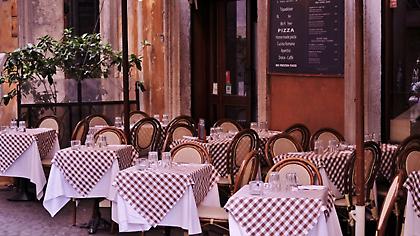 Εστιατόρια στο Παρίσι χρεώνουν όσους ακυρώνουν τελευταία στιγμή την κράτησή τους