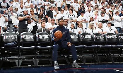 Ξέσπασμα των Τζαζ – Γλίτωσαν τον αποκλεισμό στην τέταρτη περίοδο!