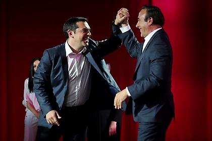 Η πλάκα του Τσίπρα σε Κόκκαλη για Παναθηναϊκό και Ολυμπιακό (vid)