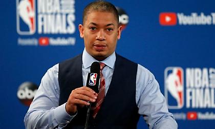 Θα μιλήσει με την ιδιοκτήτρια των Λέικερς ο Λου!