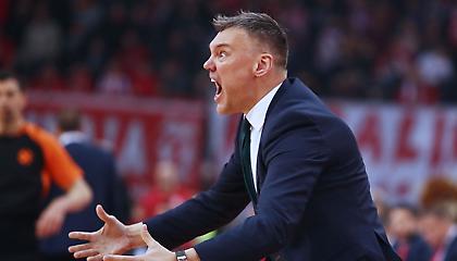 «Χλωμοί» Λεκαβίτσιους, Λοτζέσκι - Ιδανικοί Σλούκας, Ντέιβις