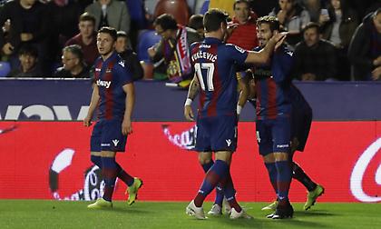 Ασέλγησε στο «πτώμα» της Μπέτις και ανάσανε η Λεβάντε!