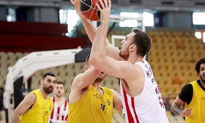 Φιλική κατοστάρα του Ολυμπιακού στο Λαύριο