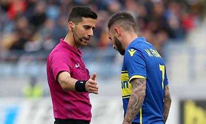 Δεν πρόκειται να αντέξει ο τελικός διαιτητικά λάθη!