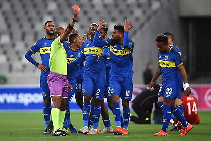 Σούταρε… αντίπαλο παίκτης στη Νότια Αφρική (video)