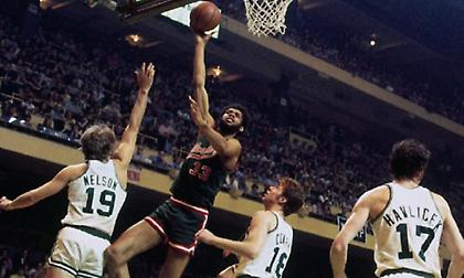 Ο Τζαμπάρ αποχαιρετά τον φίλο του, Χάβλιτσεκ