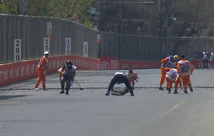 Διακόπηκε για απίθανο λόγο η FP1 στο Μπακού! (video)
