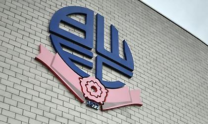 Κατεβαίνουν σε απεργία αν δεν πληρωθούν οι παίκτες της Μπόλτον