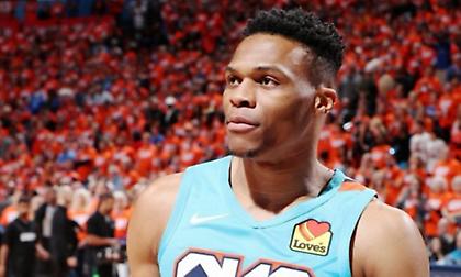 Ουέστμπρουκ: “Με κρίνετε για 2-3 παιχνίδια, αλλά εγώ θα συνεχίσω την όμορφη ζωή μου”