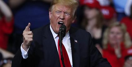 Ο Τραμπ καλεί τους Αμερικανούς να εμβολιαστούν κατά της ιλαράς