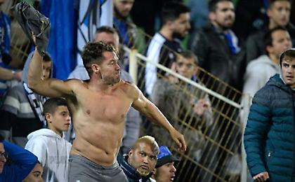 Γιούχα και... καντήλια στους παίκτες της Πόρτο από τους οπαδούς!