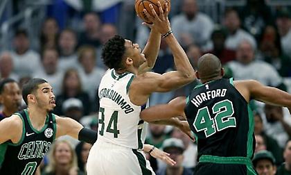 «Κλείδωσαν» τον Γιάννη και άλωσαν το Μιλγουόκι οι Σέλτικς