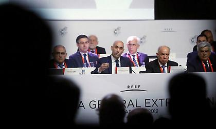 Αλλαγές σε Copa del Rey και Super Cup