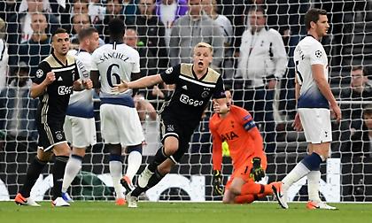 Ιπτάμενος Άγιαξ για τελικό!