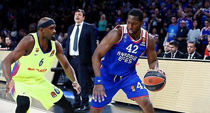 Κλείνει το καρέ του Final 4 με τον νικητή του Εφές-Μπαρτσελόνα