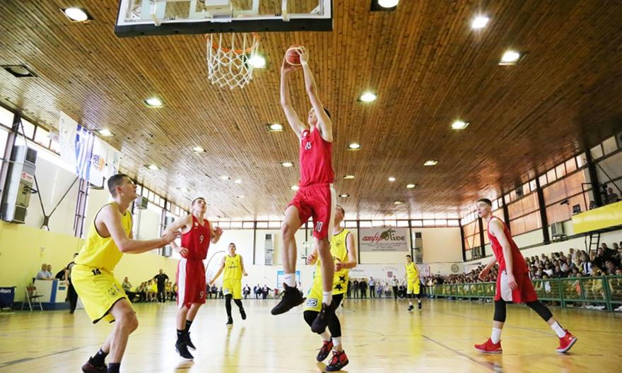 Με το… δεξί και σούπερ Ποκουσέβσκι ο Ολυμπιακός!