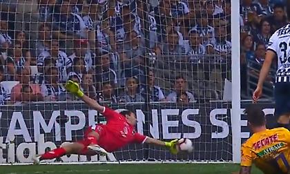 Η απόκρουση της χρονιάς στον τελικό του CONCACAF Champions League (video)