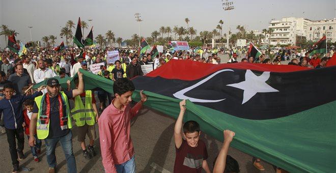 Λιβύη: 187 νεκροί και 1.000 τραυματίες στις συγκρούσεις έξω από Τρίπολη