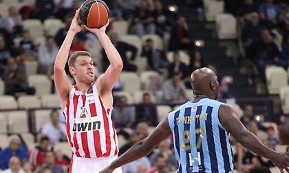 Ολυμπιακός: Άδραξε την ευκαιρία ο Βεζένκοφ και… season-high