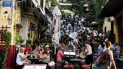 Πώς ψηφίζουν οι πολίτες: Πρόσωπα ή ιδέες;