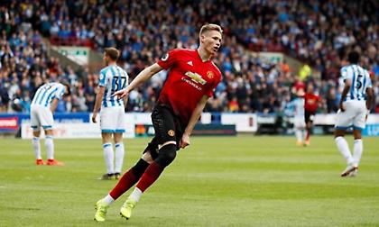 «Χτύπησε» νωρίς η Μαν. Γιουνάιτεντ στο Χάντερσφιλντ (video)