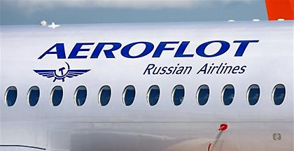 Μόσχα: Συναγερμός με αεροσκάφος που πήρε φωτιά