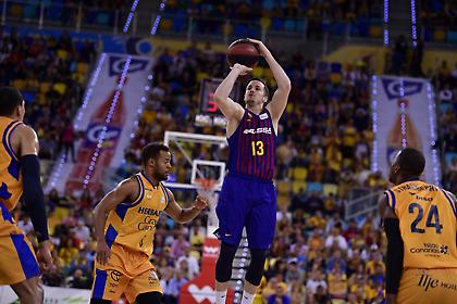 Εμφατικά κράτησε την κορυφή η Μπαρτσελόνα