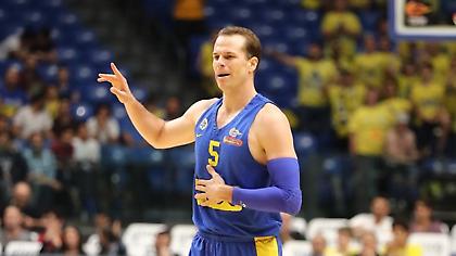 «Καθάρισαν» Γουίλμπεκιν και Ρολ για Μακάμπι